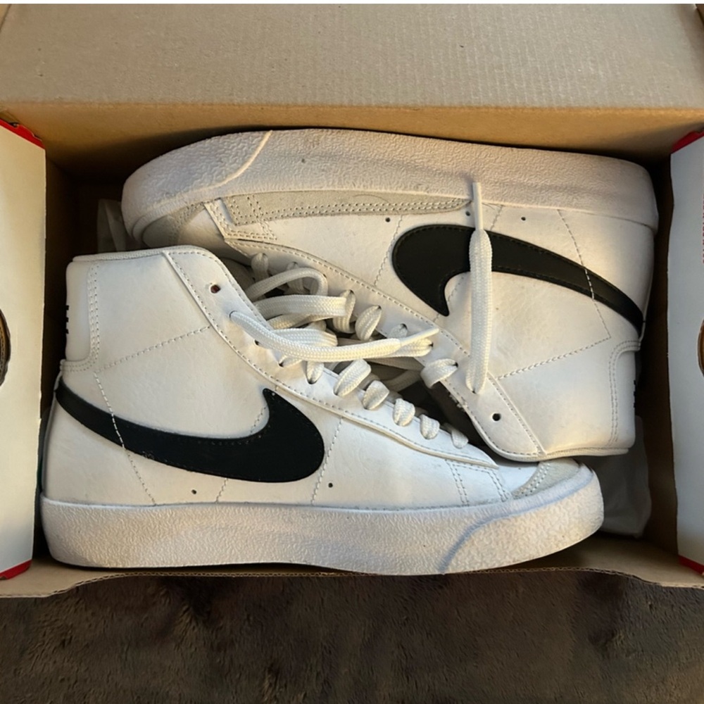 Nike Blazer Mid